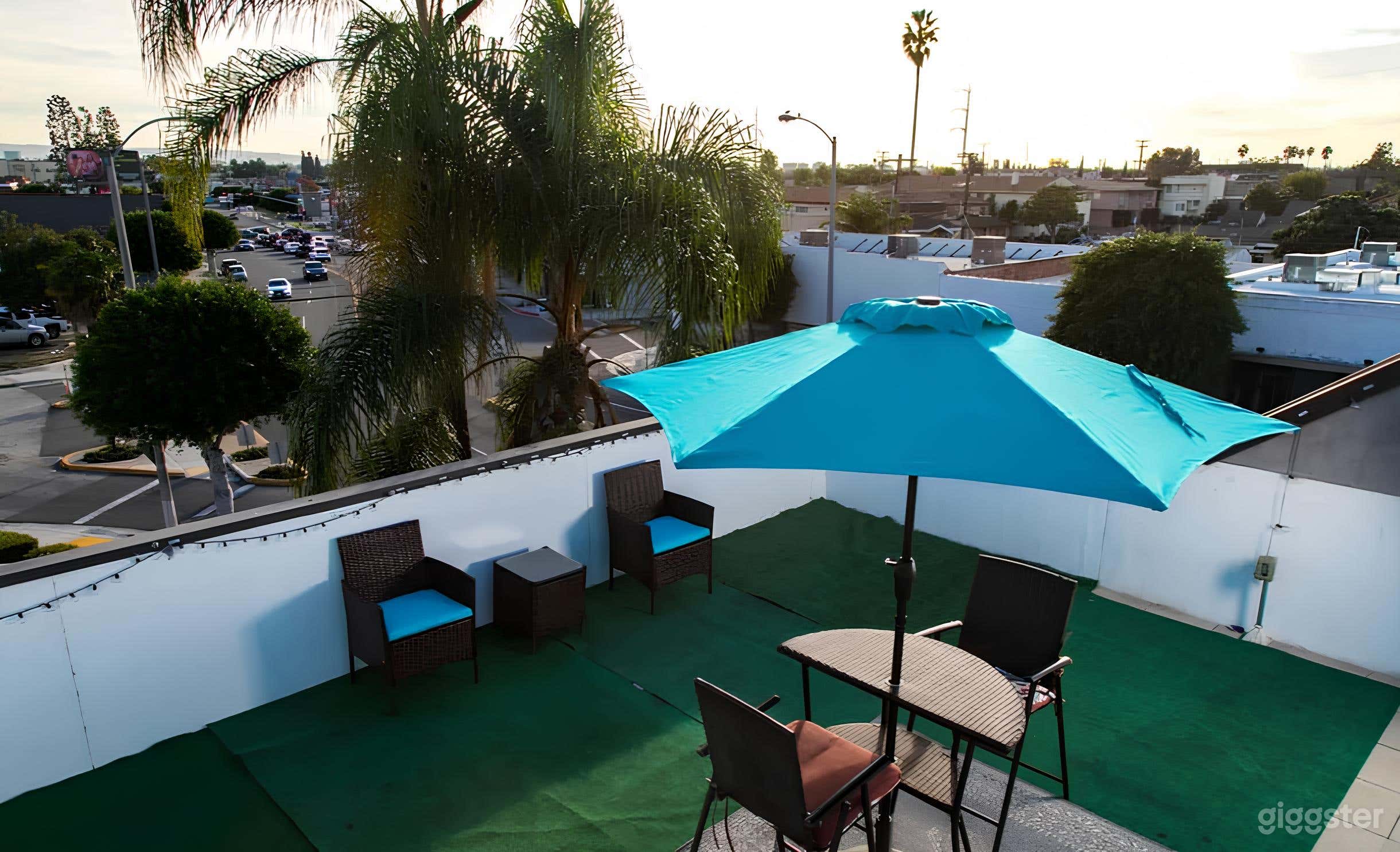 Versatile Rooftop Photo 2