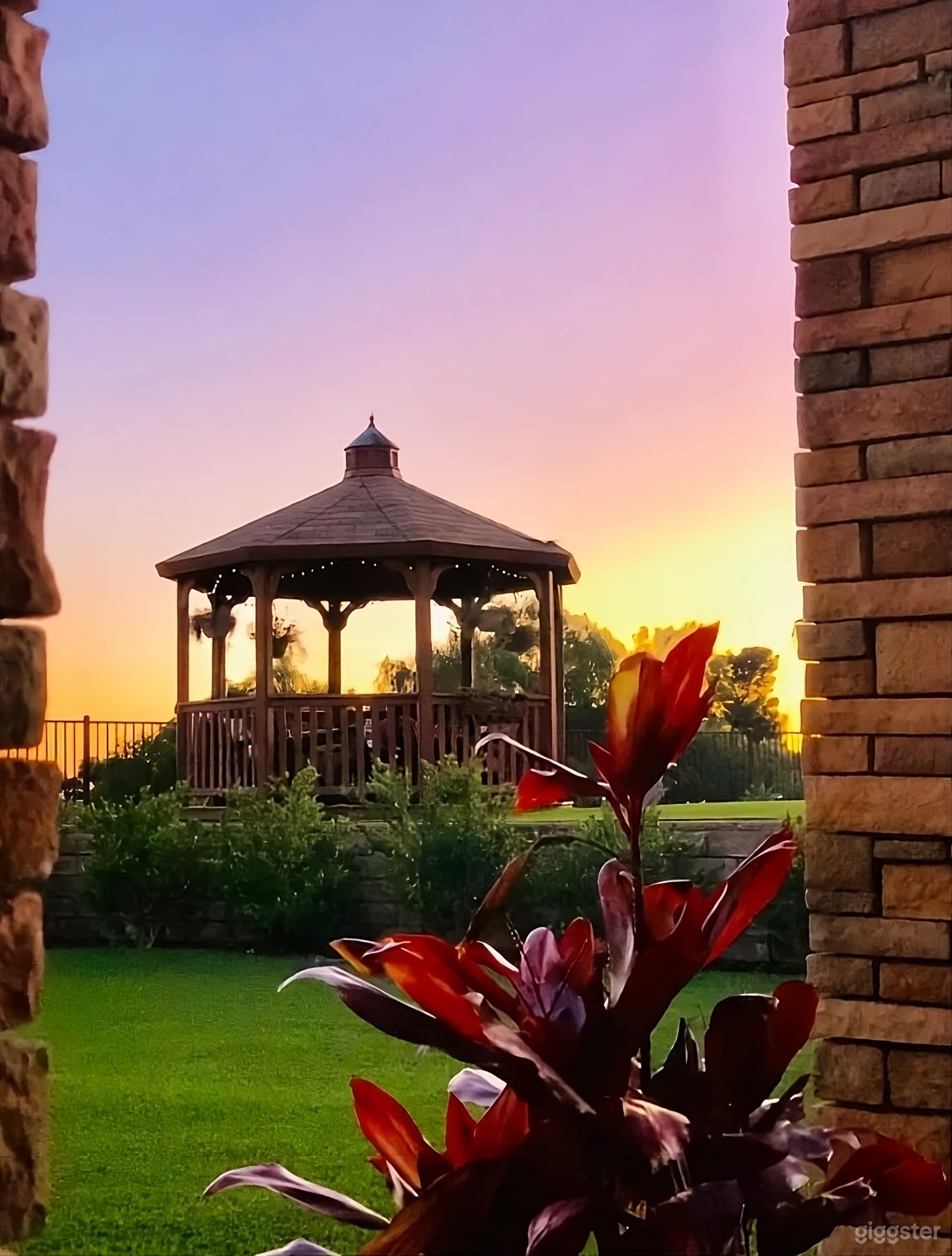 Premier Hillside Backyard Oasis Photo 2