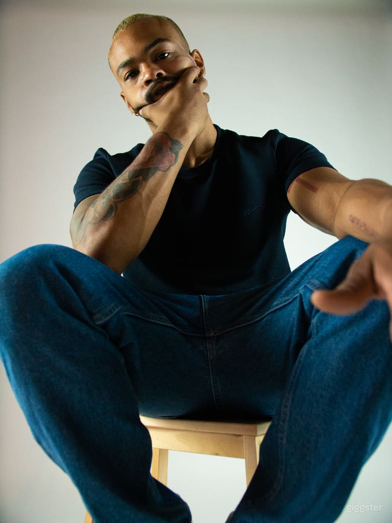  Great Natural Lighting Creative Studio  