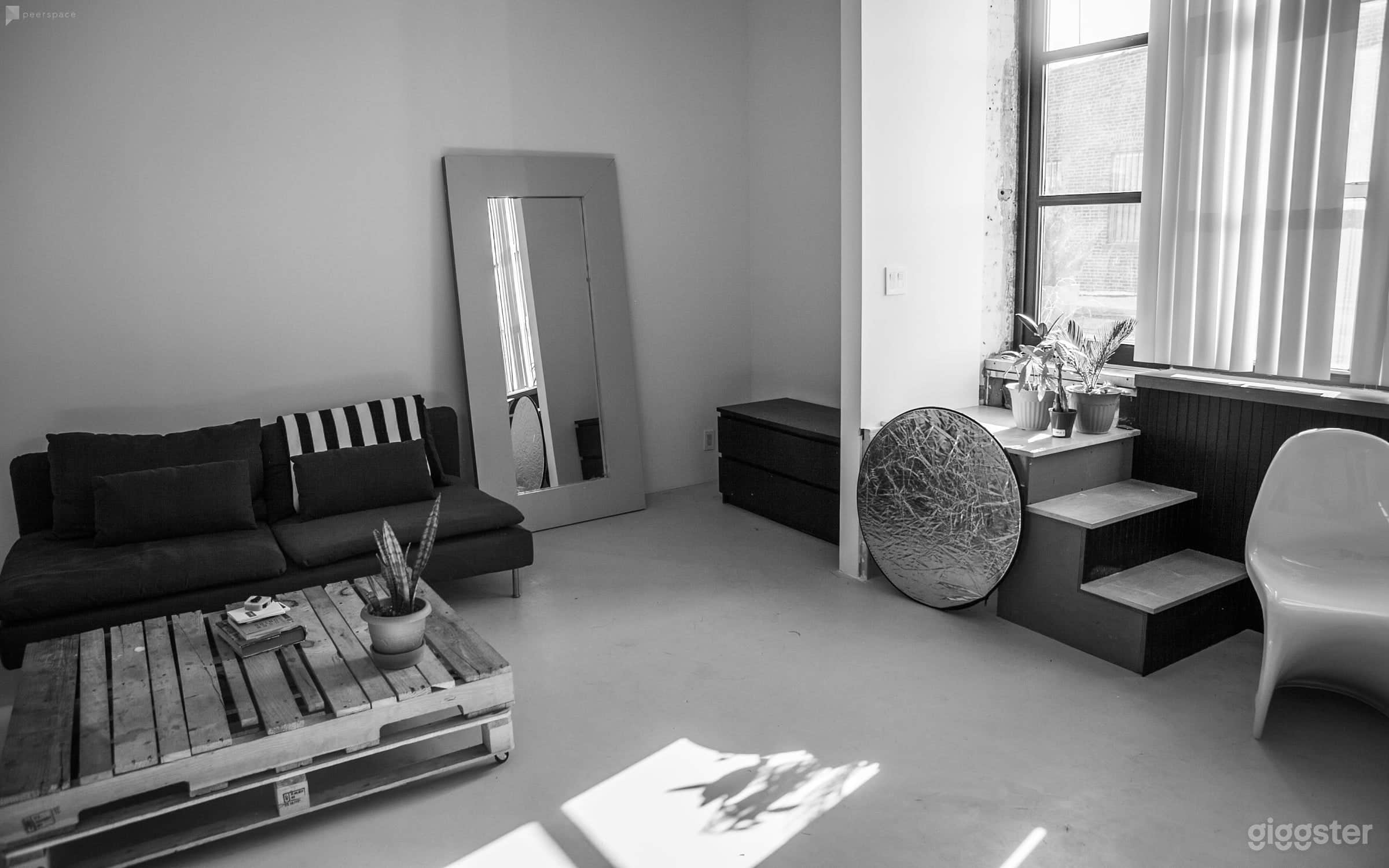 Noras Natural Lighting Studio Photo 3