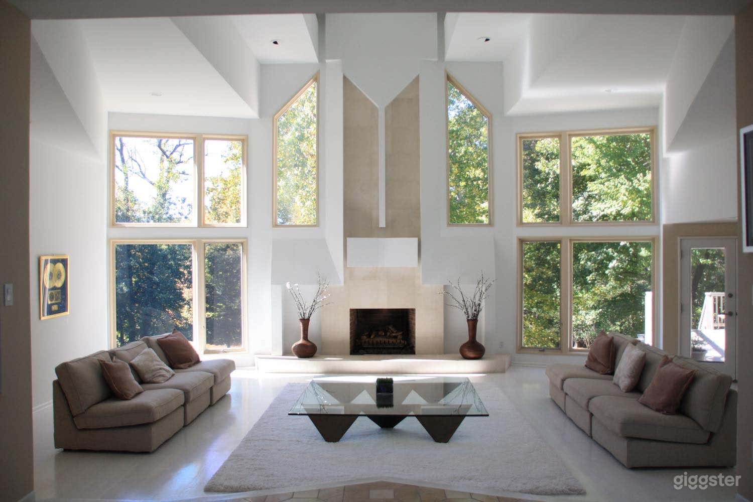 Rockstar's Suburban Estate Photo 1