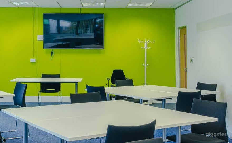 Malborough B Boardroom Good for 30 Persons Photo 2