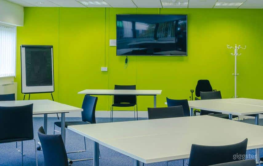 Malborough B Boardroom Good for 30 Persons Photo 3