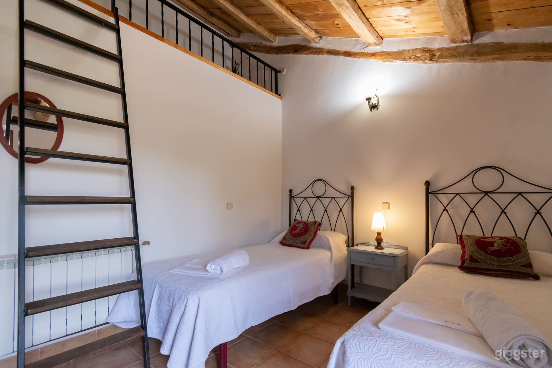 Casa del Guarda: Un Retiro Rural Histórico Foto 3