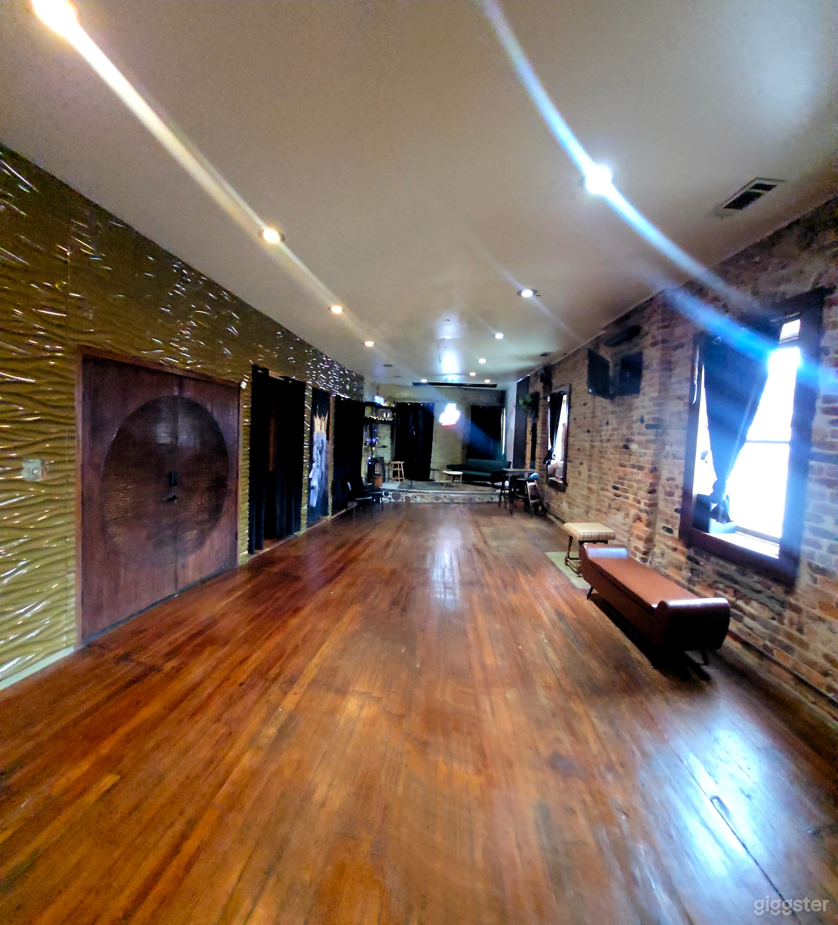 Photo de Loft éclectique au cœur de la ville 1