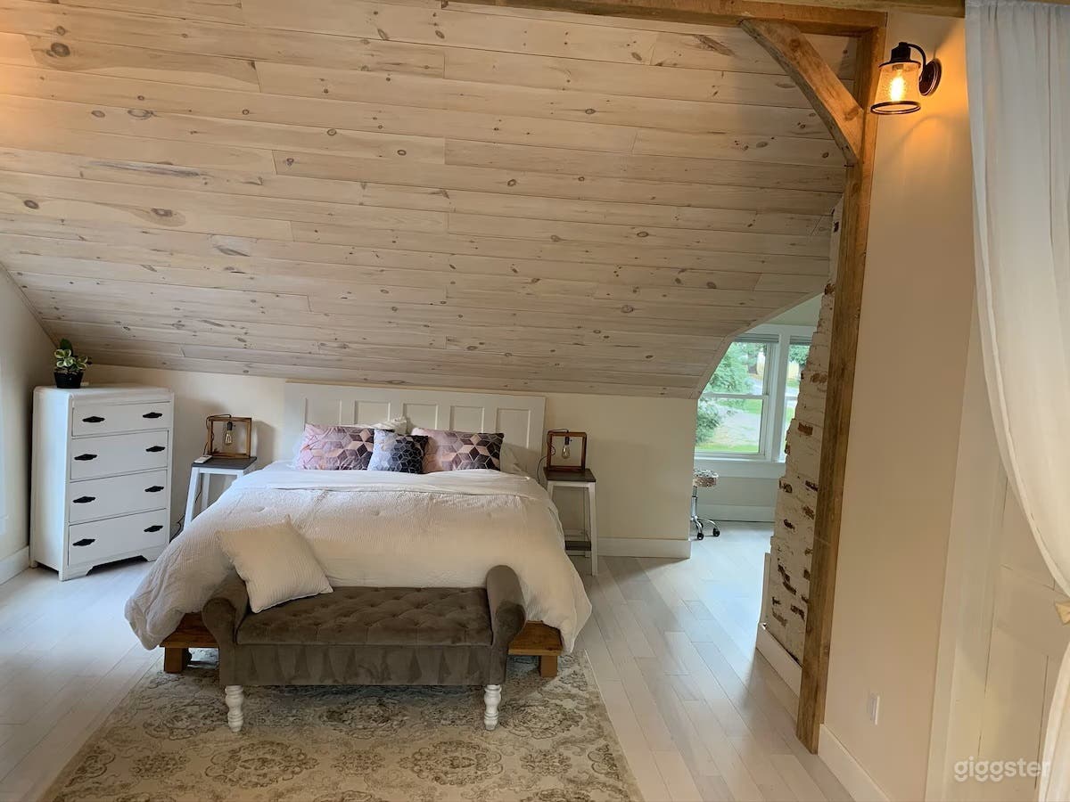 5BR Rustic Revival Farmhouse near Beaches Photo 4