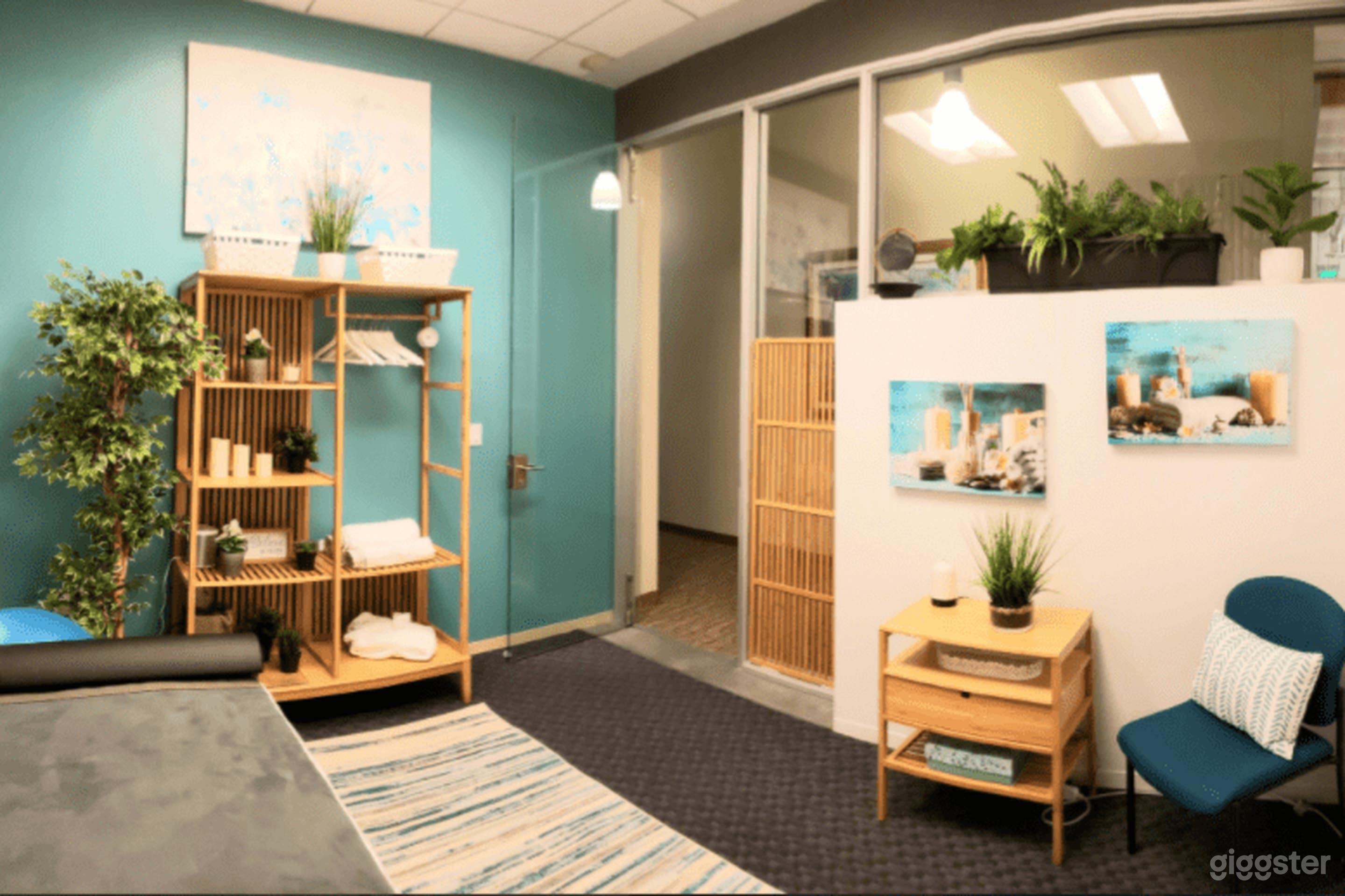 Wellness Practitioner Room Photo 2