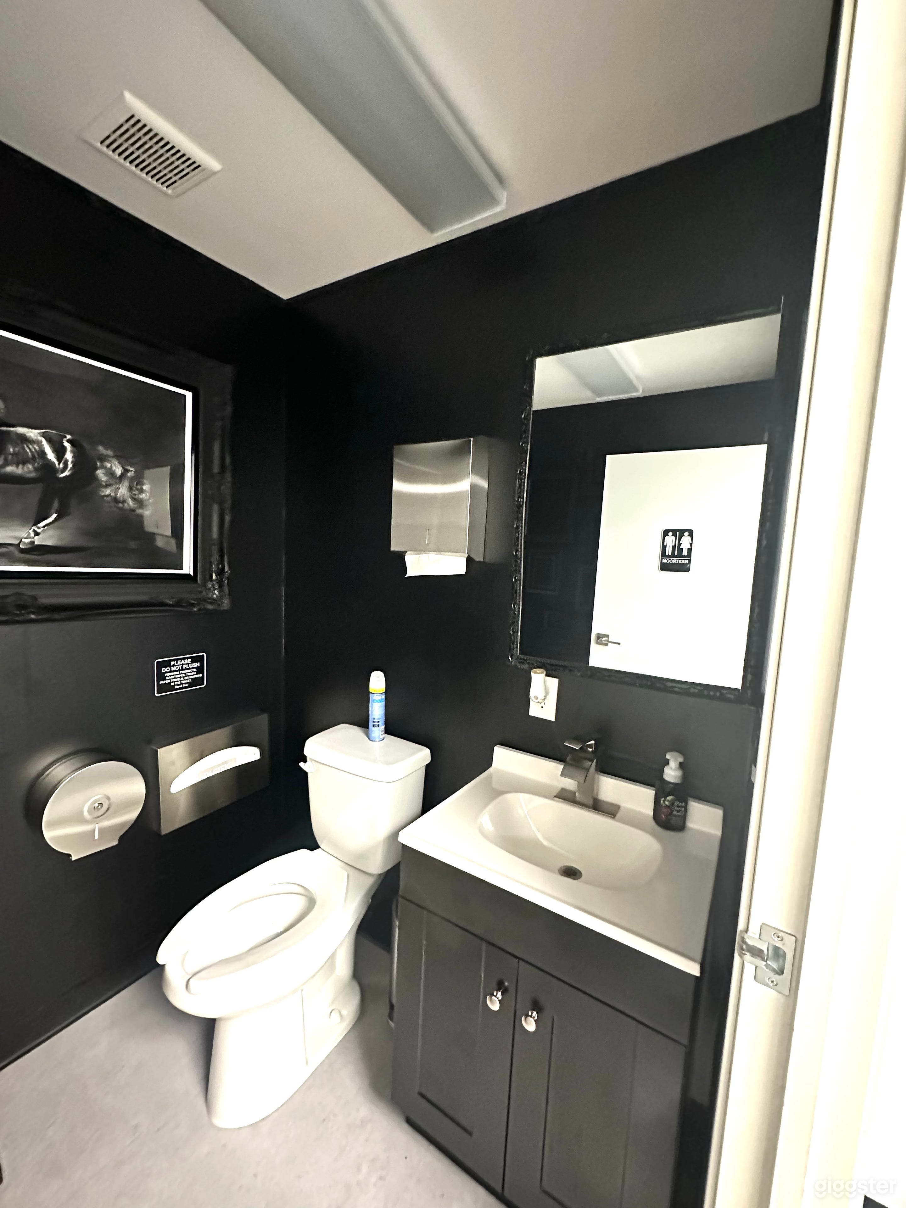 Open Blank Canvas Photo 3