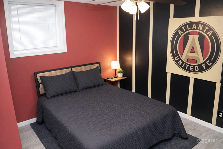  Atlanta Production House w/ Sports Lounge & Backyard 