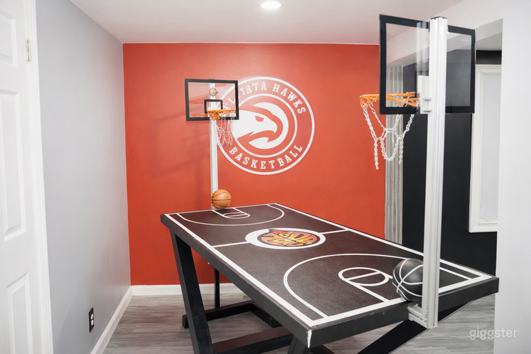  Atlanta Production House w/ Sports Lounge & Backyard 