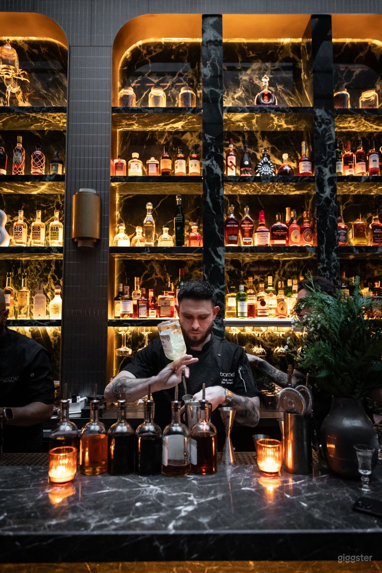 Unique & Intimate Cocktail Bar in NYC 