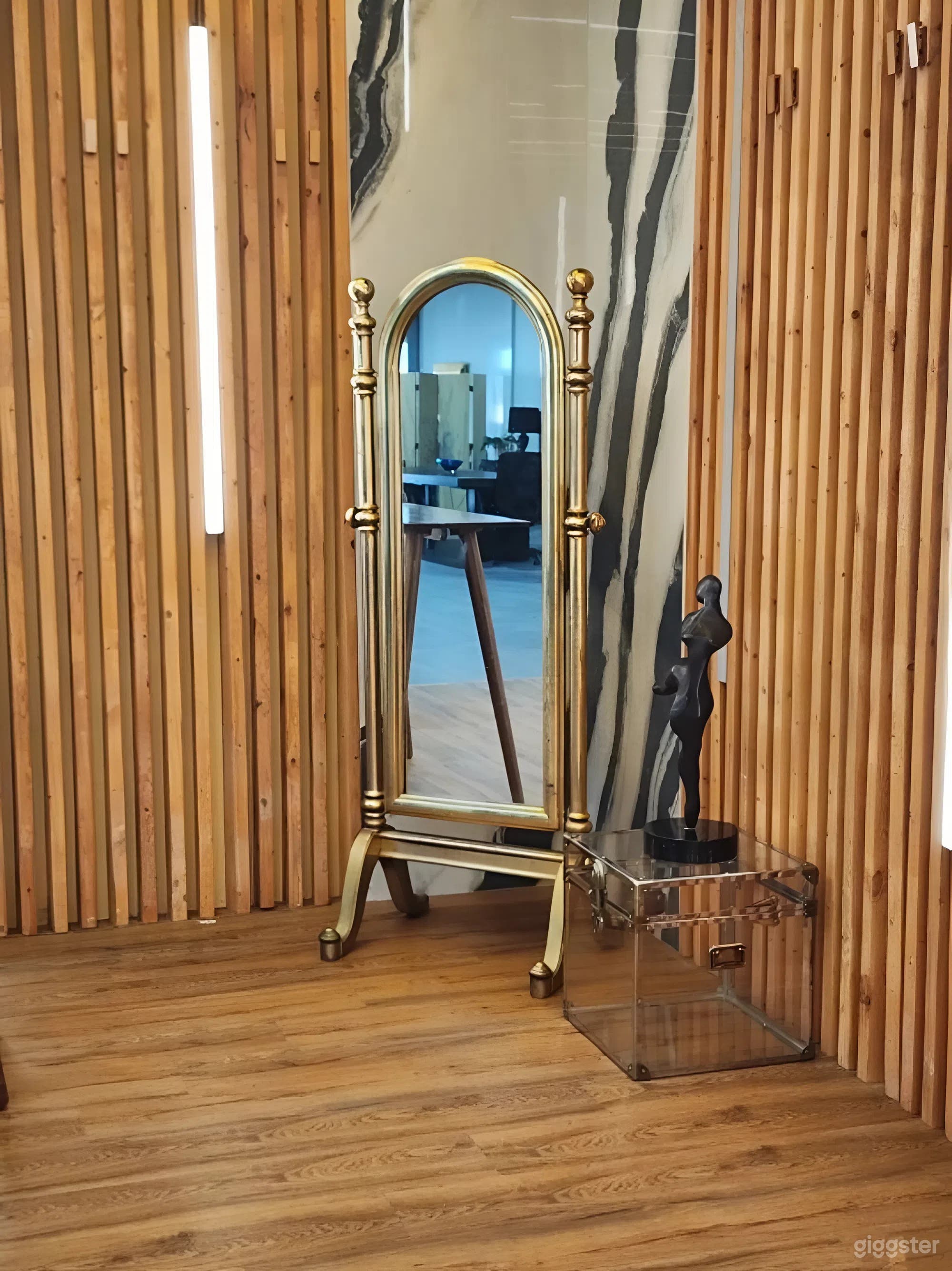 Photo, Video and Podcast Media Production Space Photo 3