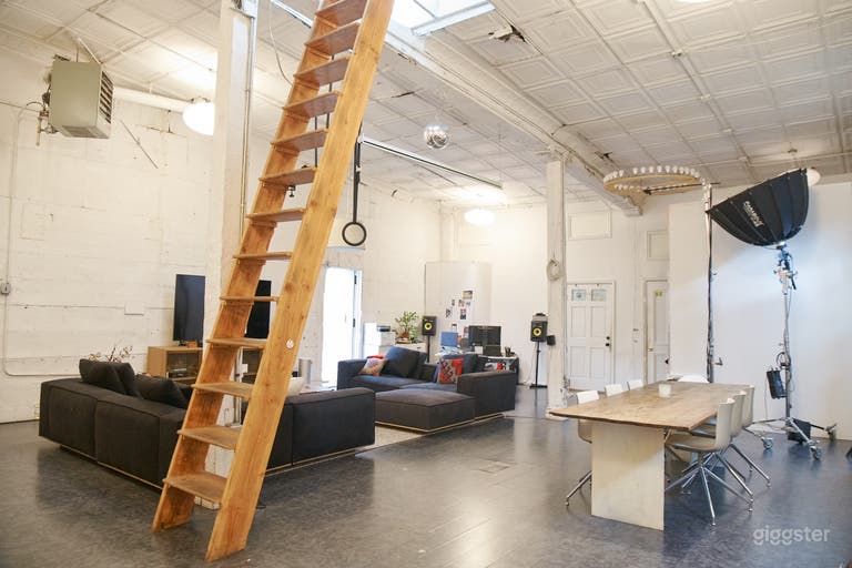  Rustic Brooklyn Loft 