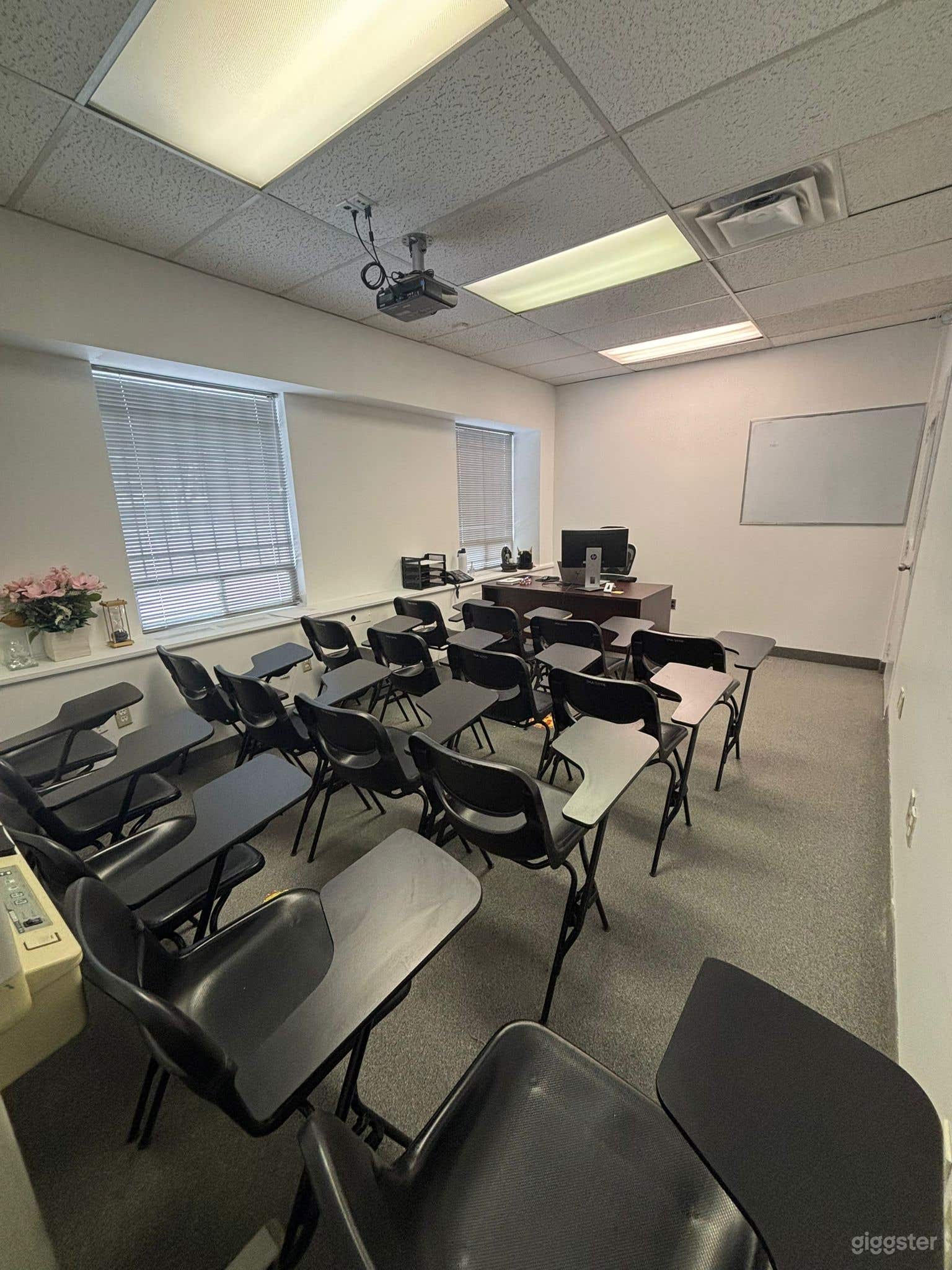 Classroom Space in Toronto  Photo 3