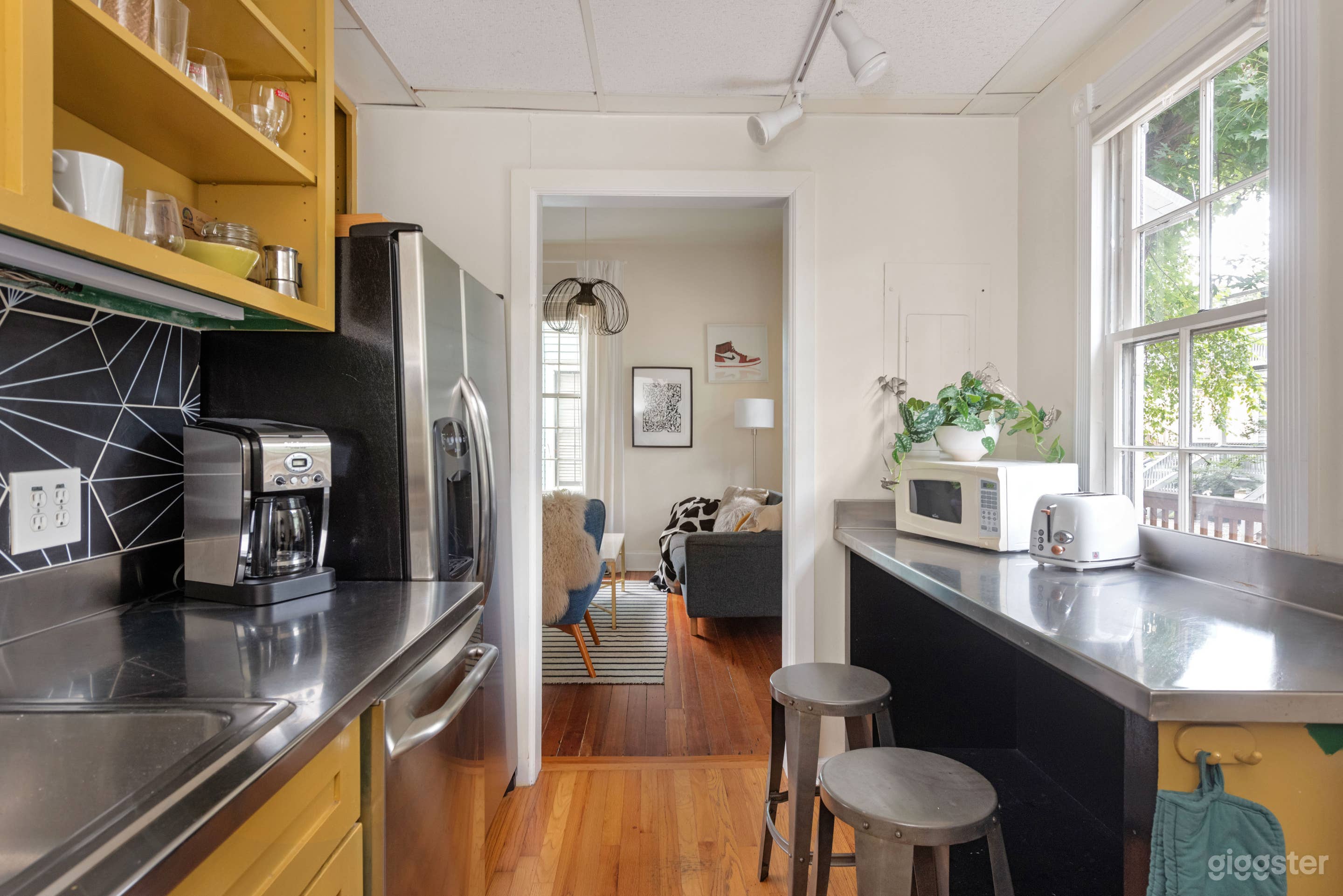 Down the Rabbit Hole | 1920s NOLA Vibes in ATL Photo 4