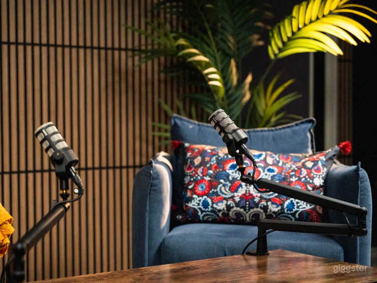  MBLD STUDIO - Podcast Studio Set - Vancouver BC Media &amp; Content Production #Podcast #Recording #VideoPodcast #Interviews 