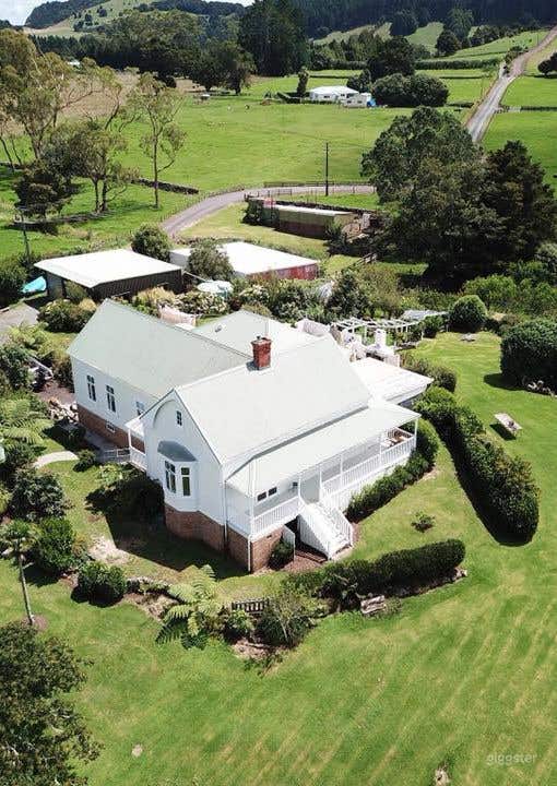 Historic Home and Garden Venue Photo 1