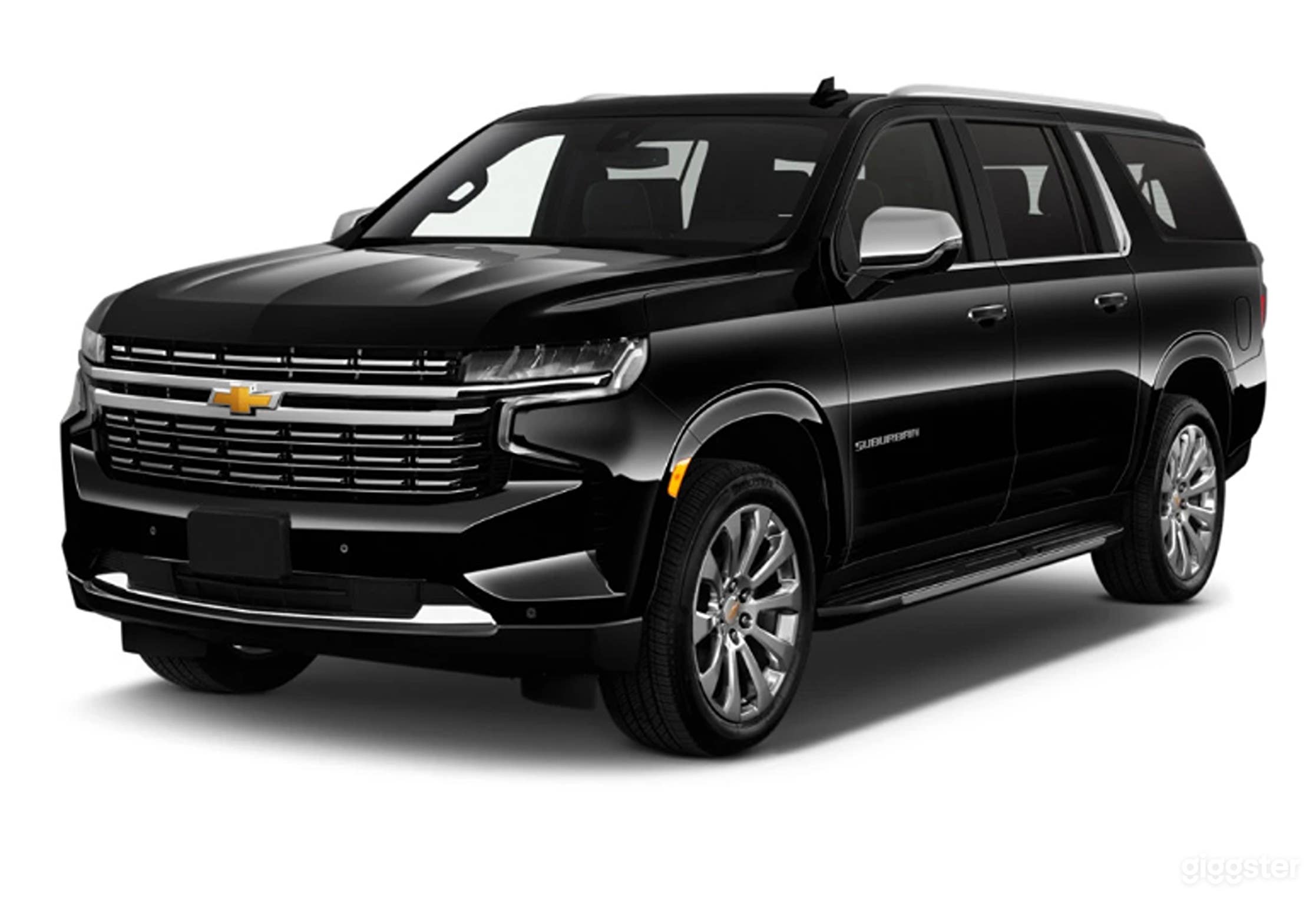 Spacious And Versatile Chevy Suburban Photo 3