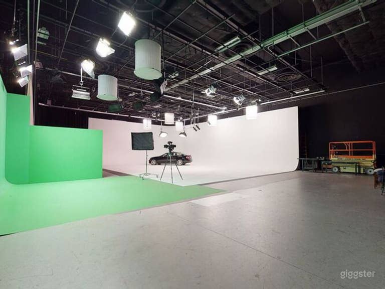  Studio de production vidéo de 6 000 pieds carrés - Centre-ville WPB 
