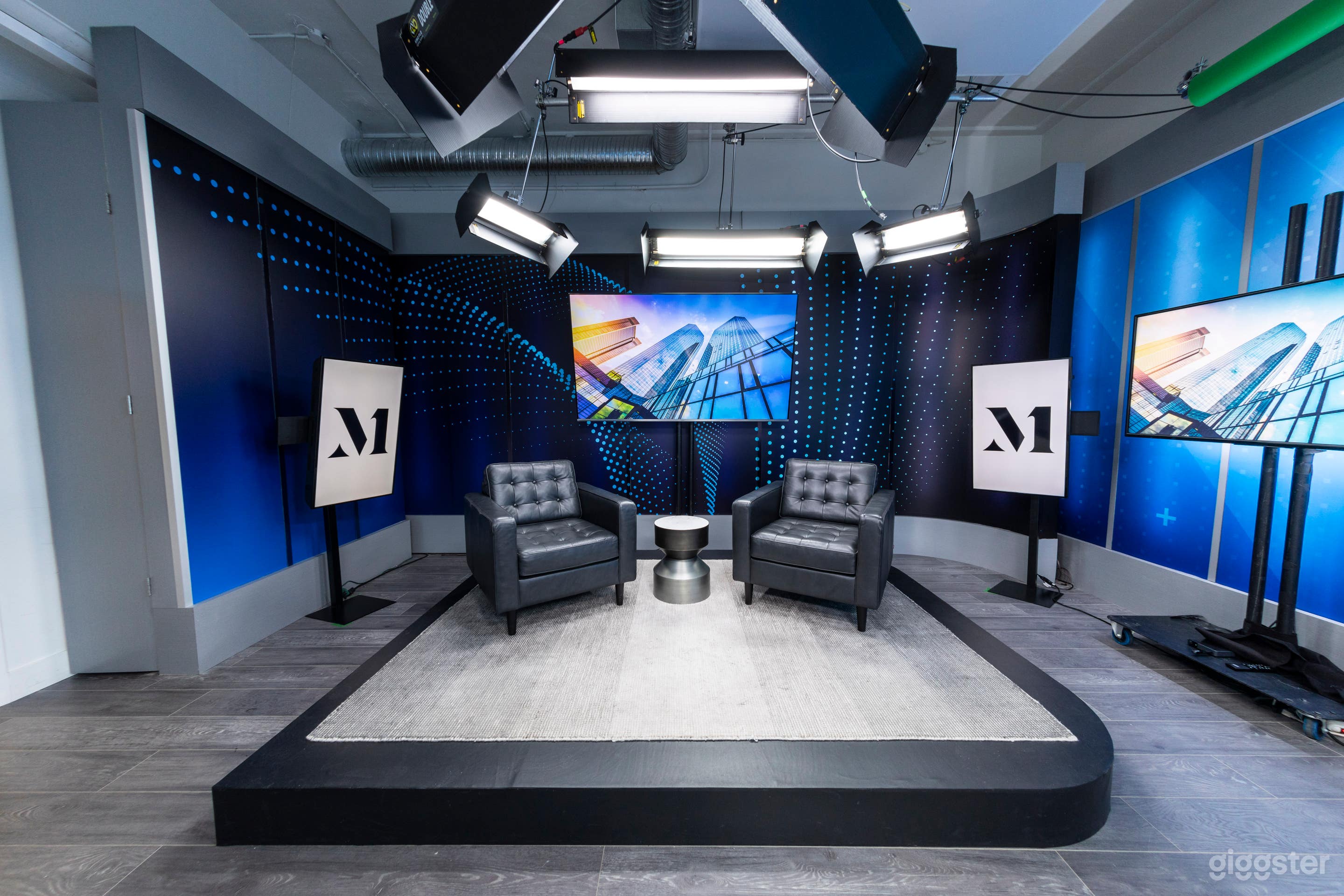 Production Studio in Downtown Vancouver Photo 4