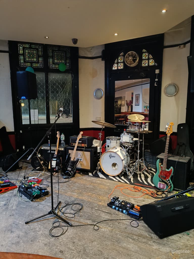  Disco hall in the large pub. Can accommodate up to 100 + people 