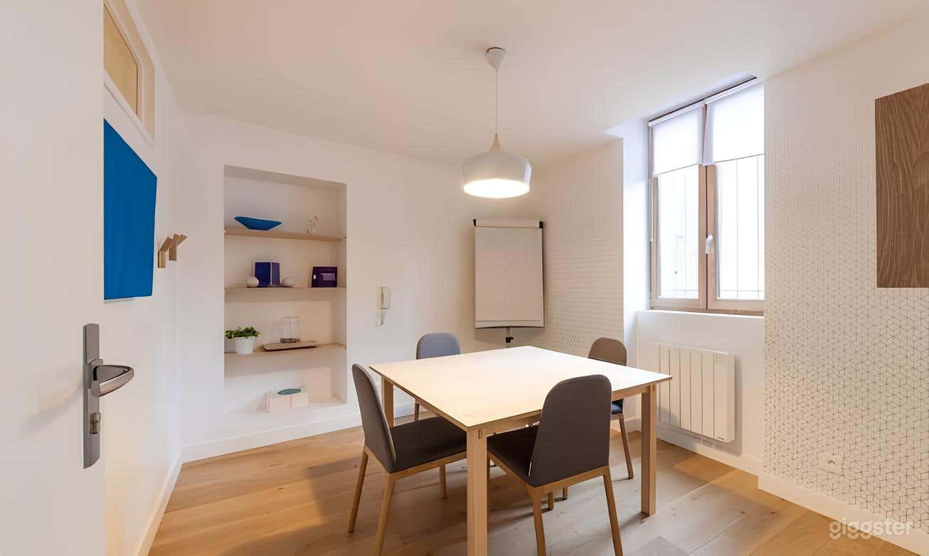 Photo de Bureau Bleu 1-4 Personnes 1