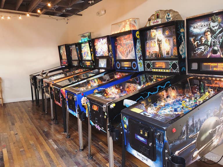  Vintage Arcade and Bar w/ Speakeasy Tiki Bar 