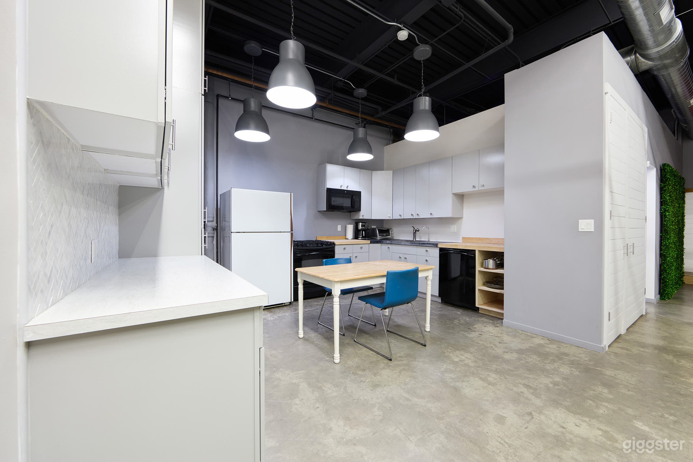 Westchester Photo Studio, Full Kitchen & Shower Photo 2