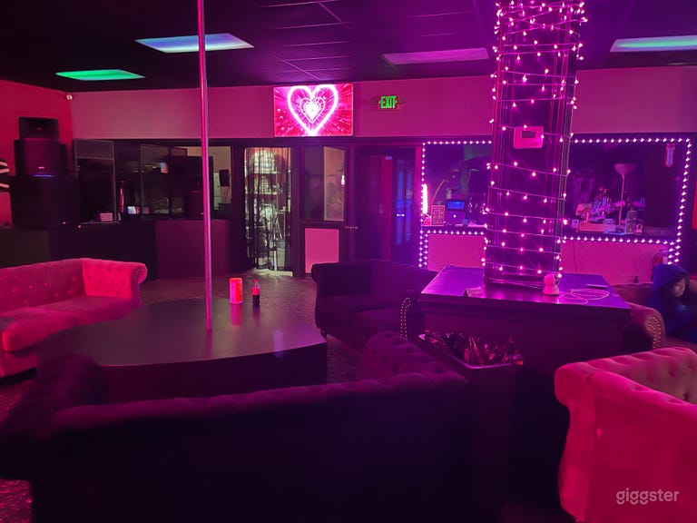  Unique Event Space - Gentlemen's Club, Lounge 
