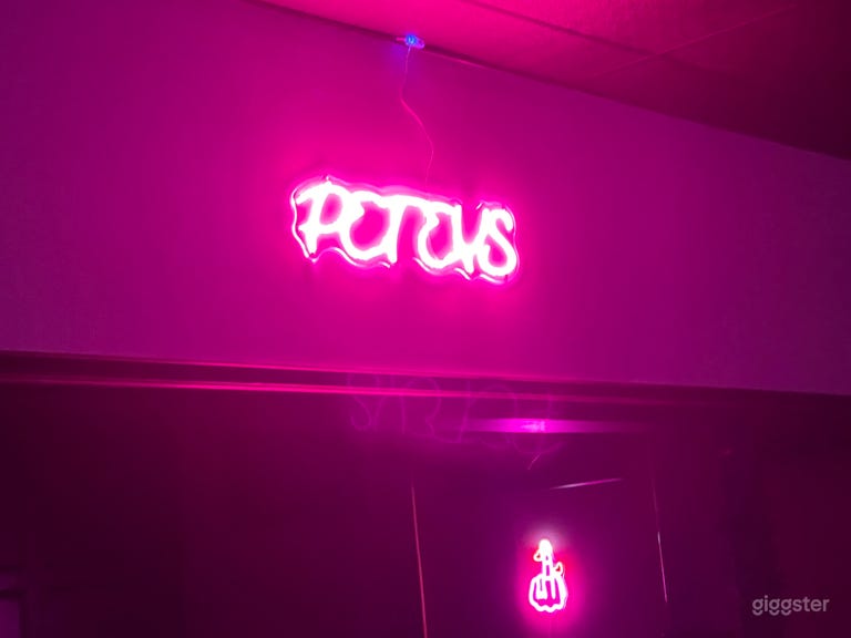  Unique Event Space - Gentlemen's Club, Lounge 