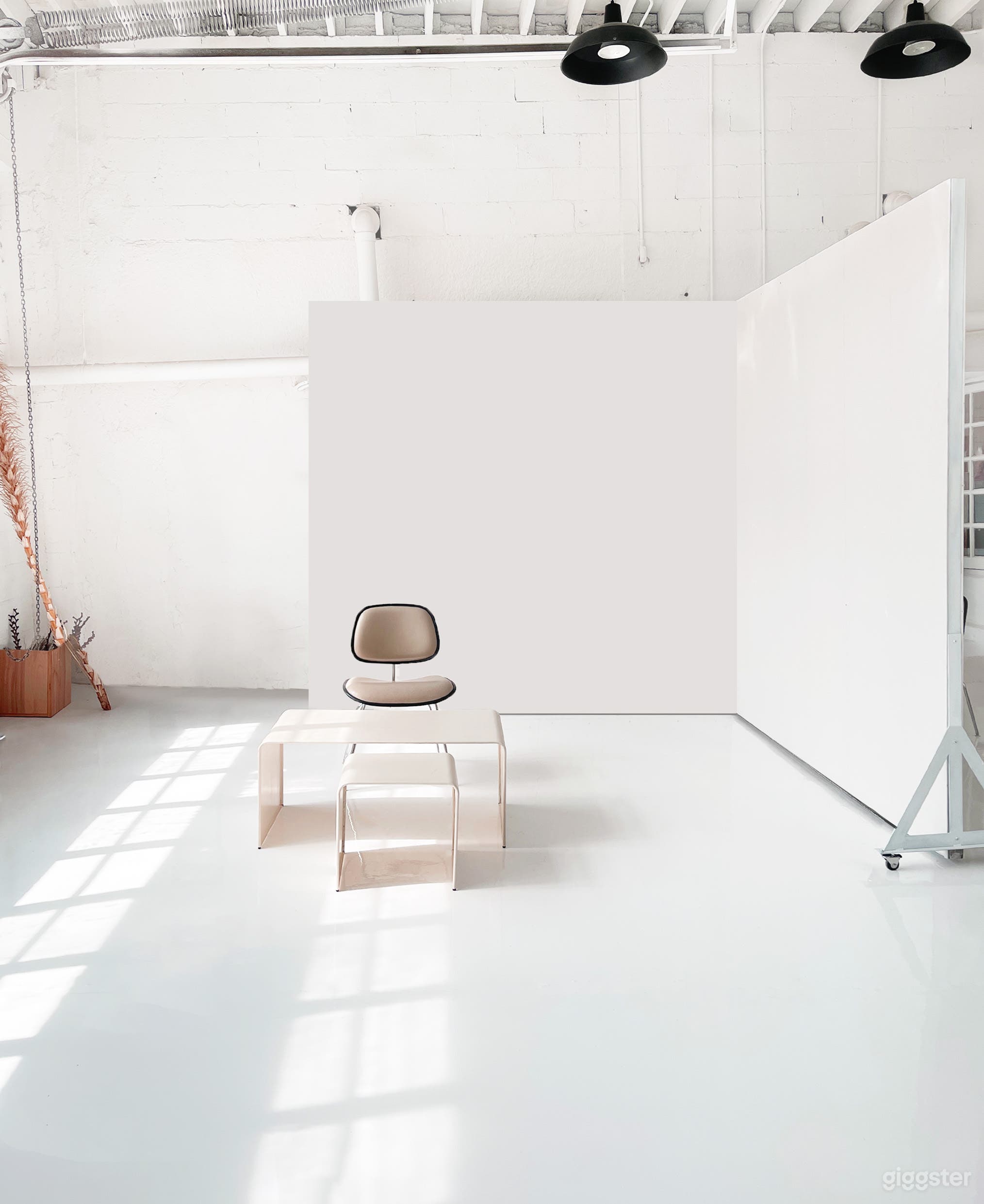 Bright Natural Light Production Studio in Nob Hill Photo 3