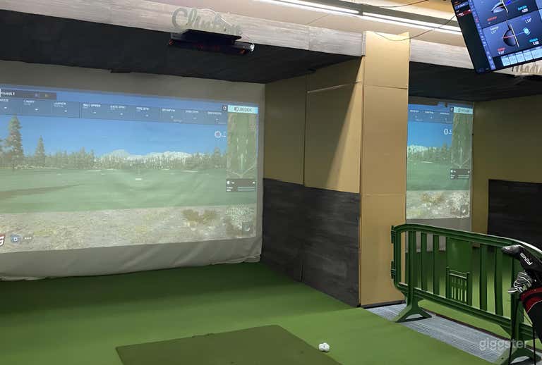  Tee Off in Style – Golf Simulators 