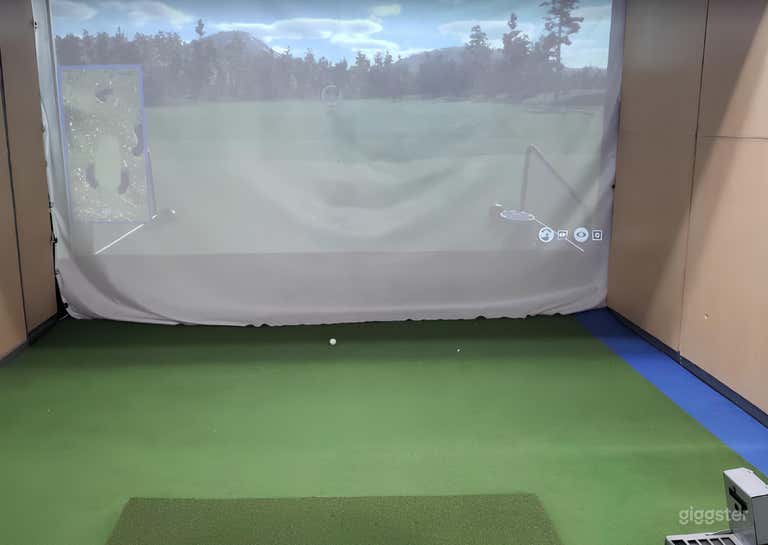  Tee Off in Style – Golf Simulators 