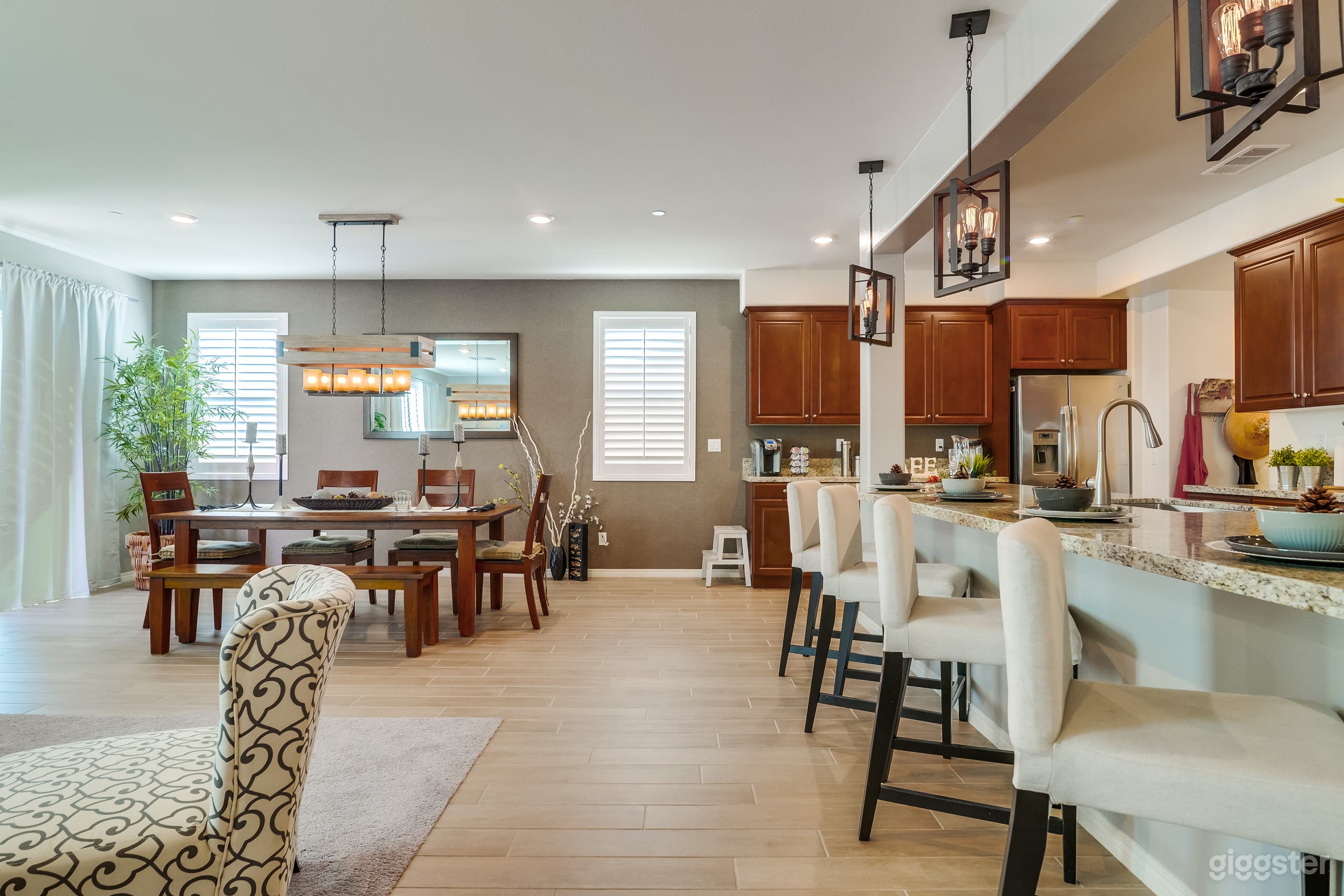 Charming Urban Home Photo 2