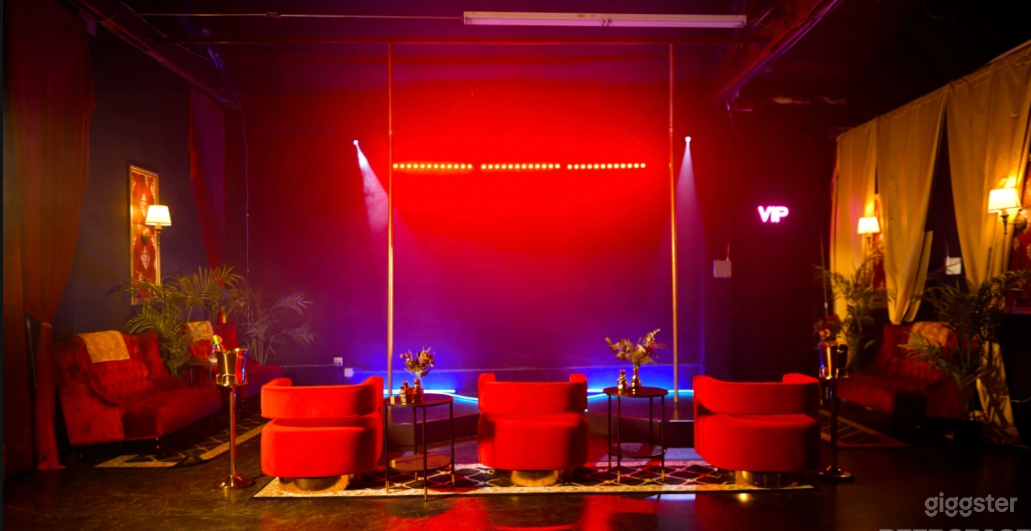 Vip Casino, Strip Club, Bar / poker room Photo 3