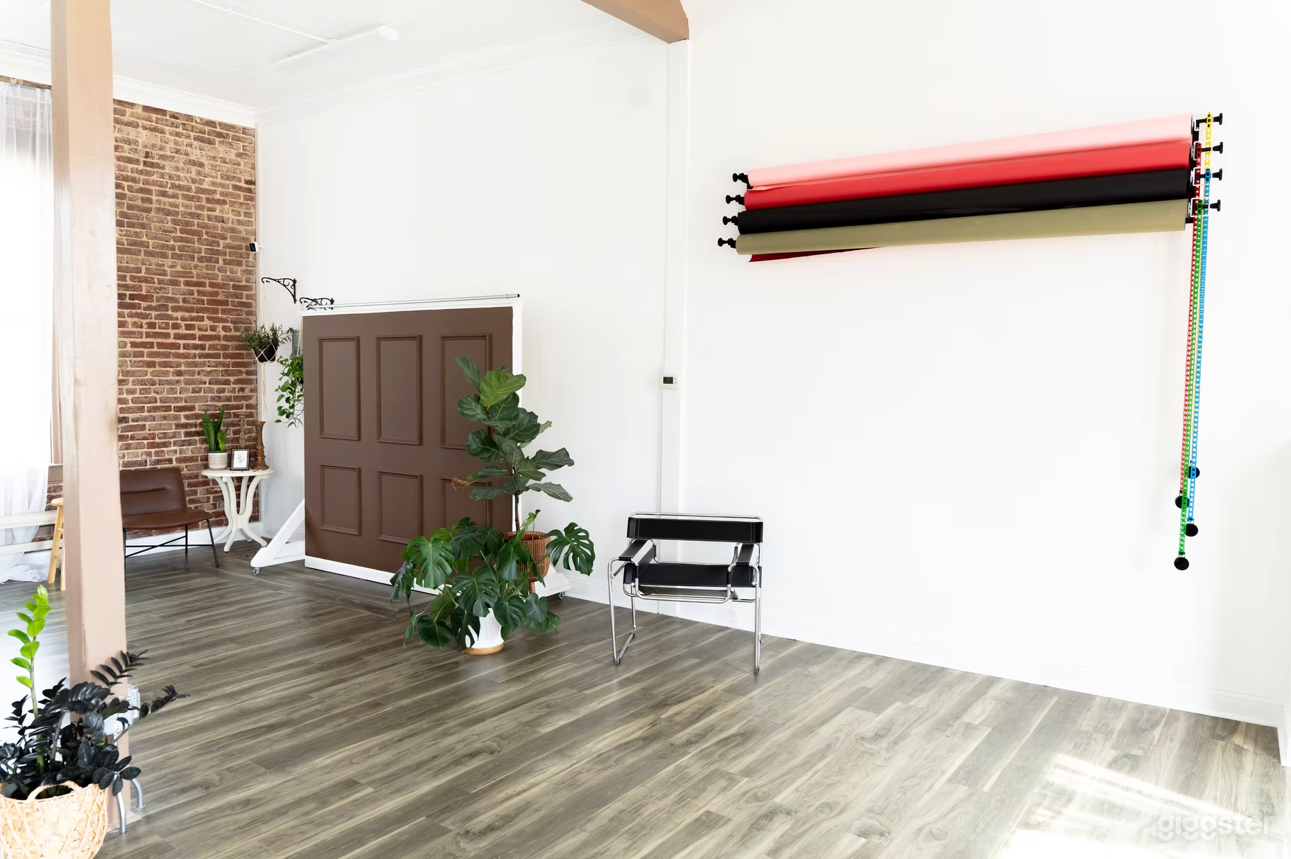 Lifestyle Photography Studio with Cyclorama Photo 4