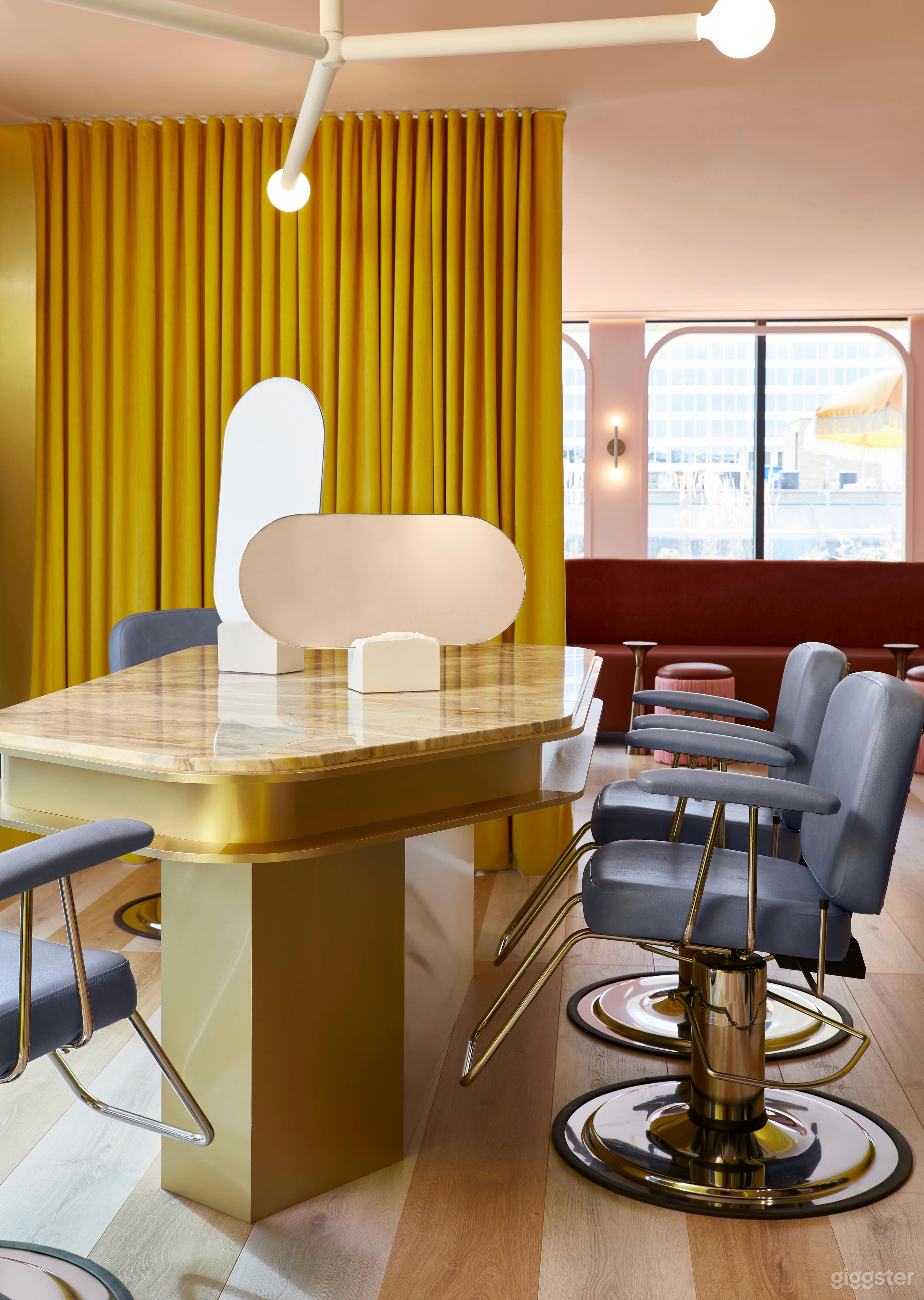 Luxury Spa in the Heart of Toronto Photo 3