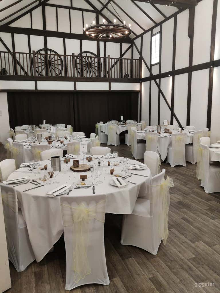  Function Room Overlooking a Private Lake 