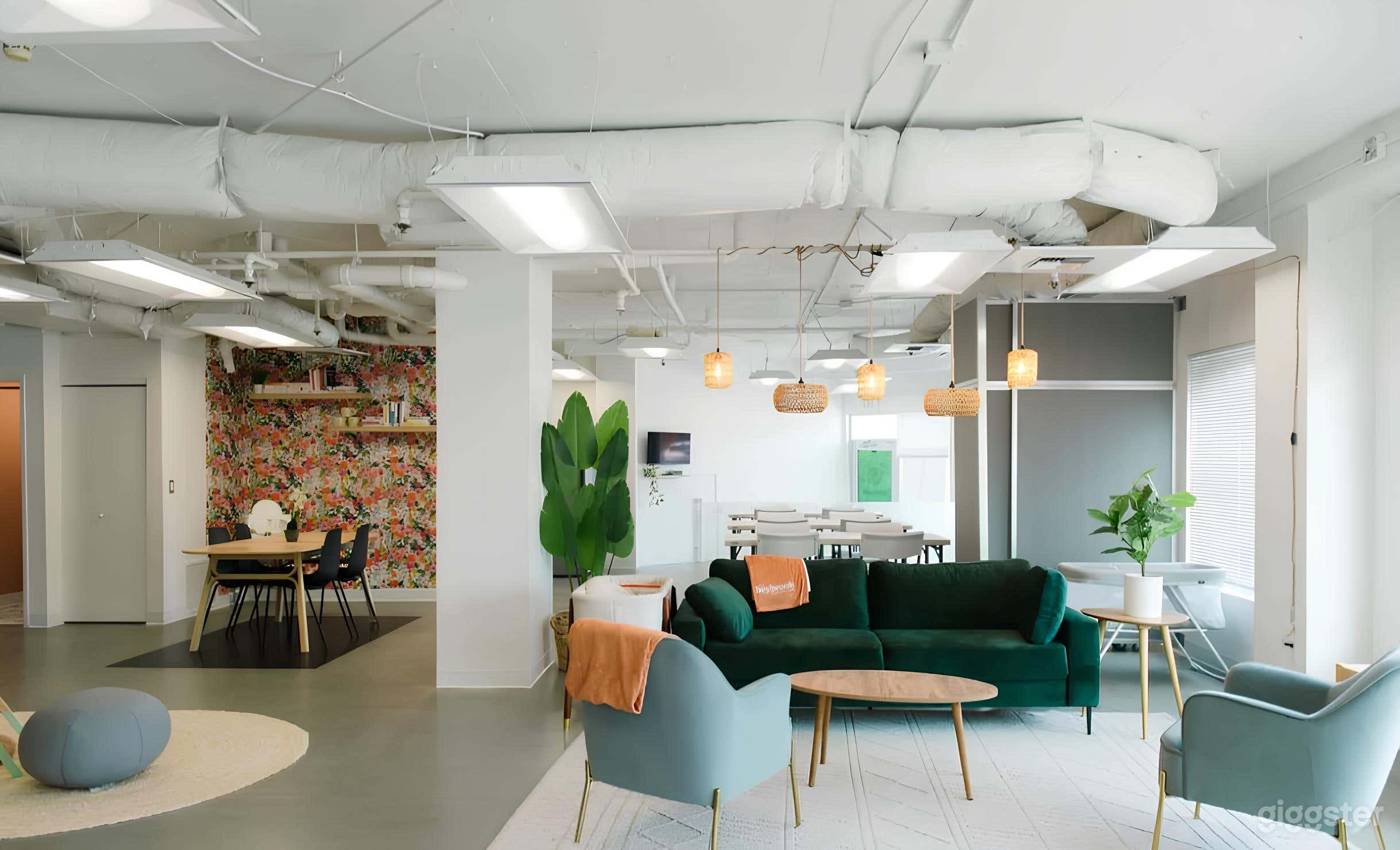 Stylish Neighborhood Event Venue Photo 2