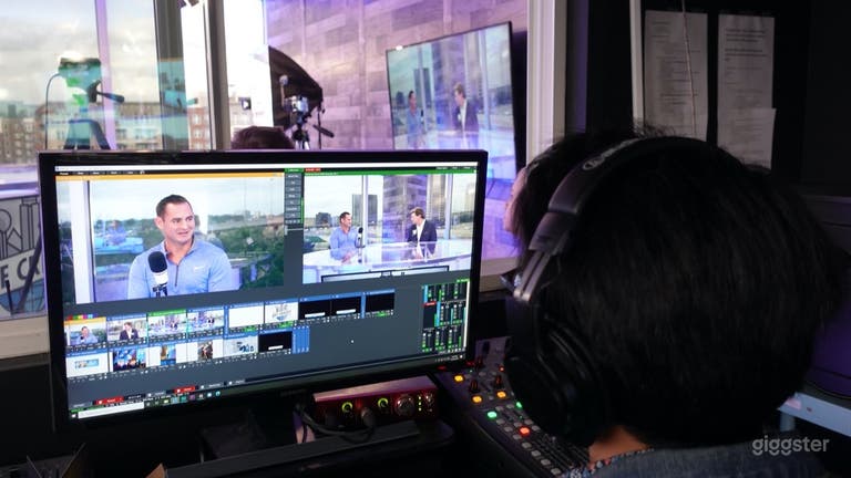  Elegant Newscast Studio 