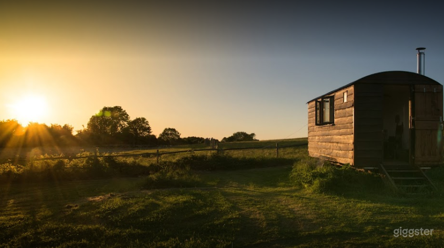16' Hut in paddock at sunset
