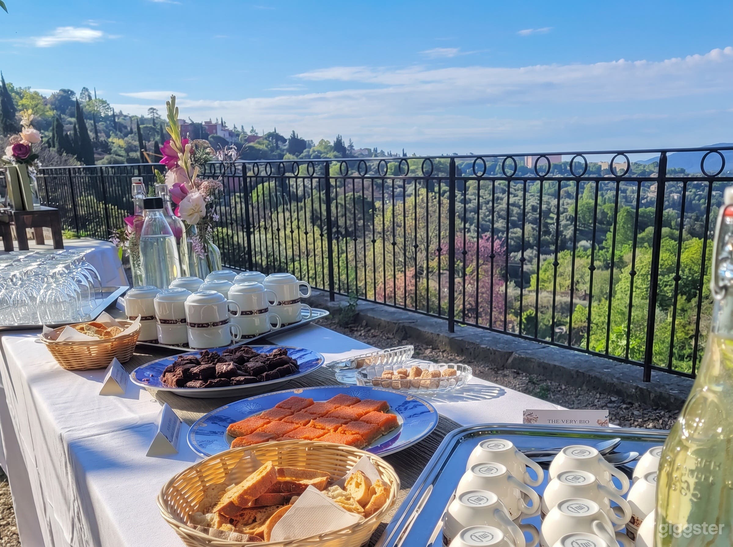 Photo de Terrasse de la Cascade Parfumée 4