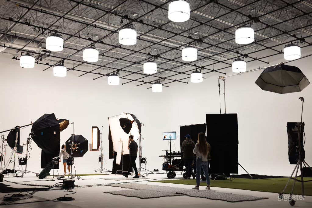 BOSTON'S NEWEST RENTAL STUDIO Photo 3