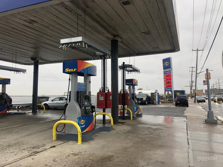  Gas Station + Mini Mart 