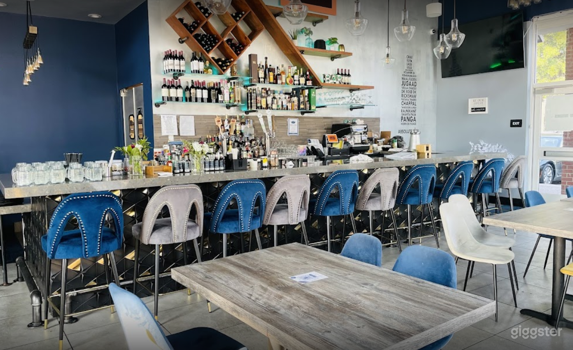 Trendy Casual Indian Restaurant Photo 2