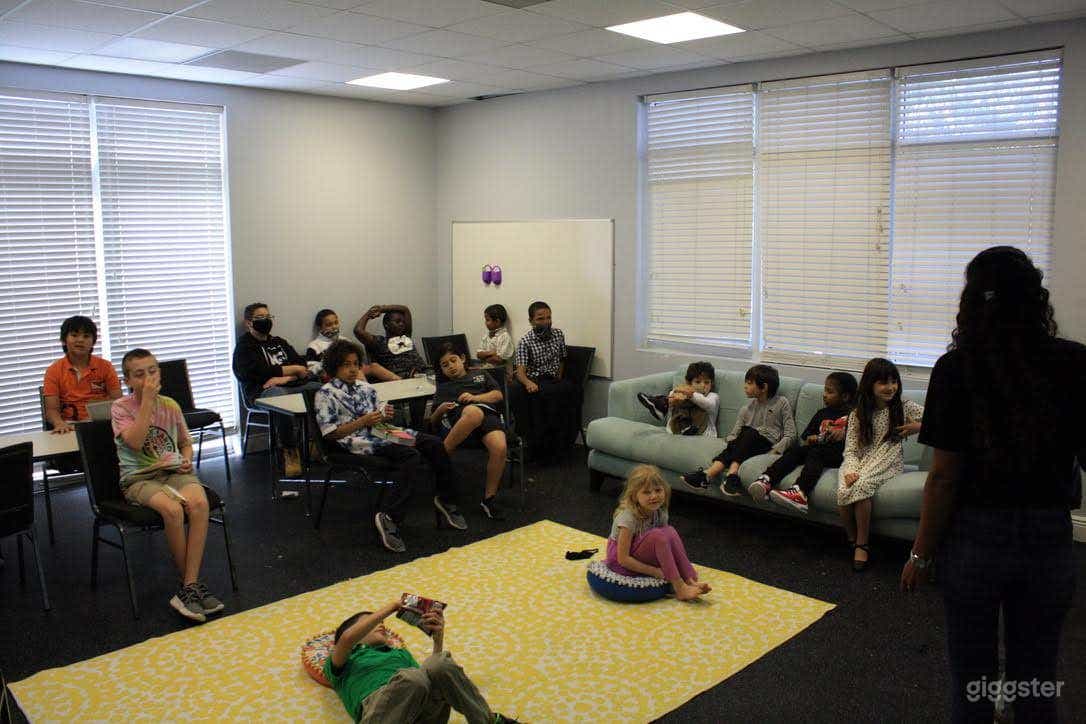 Exclusive &amp; Functional Breakout Room 2 Photo 2