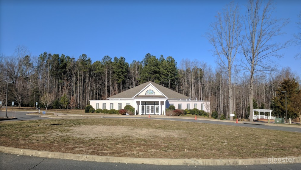 Beautiful Landscaping in Charlottesville Photo 3