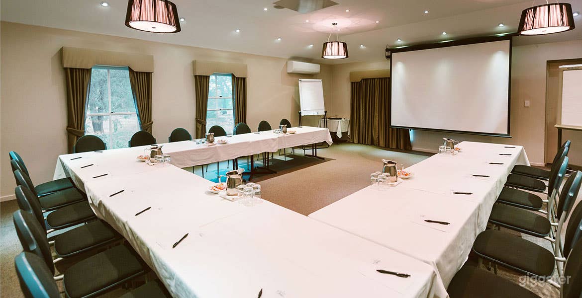 The Grenadier Room Photo 2