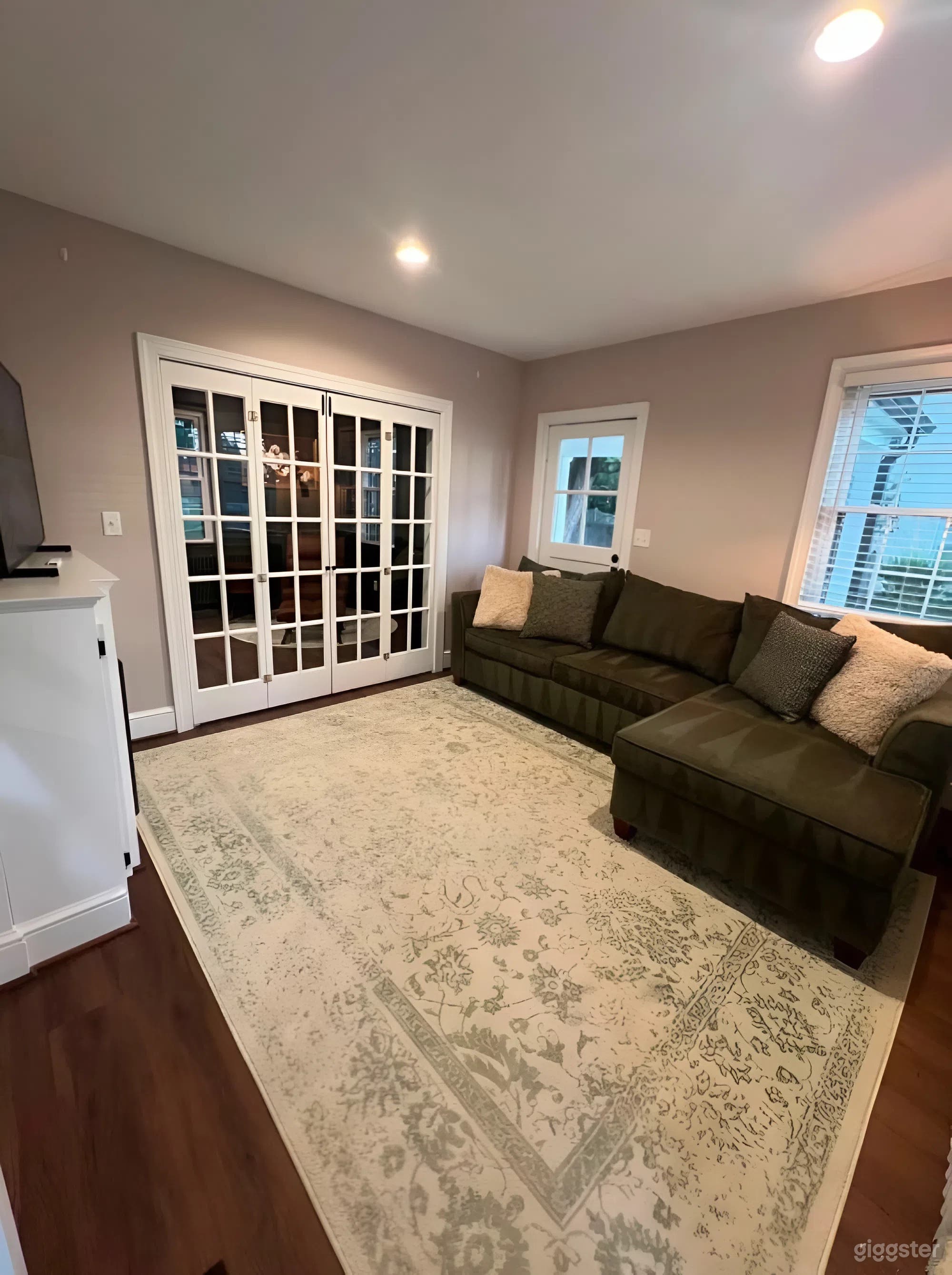 Charming 1947 Cape Cod with Green Study, Fireplace & Patio Photo 2