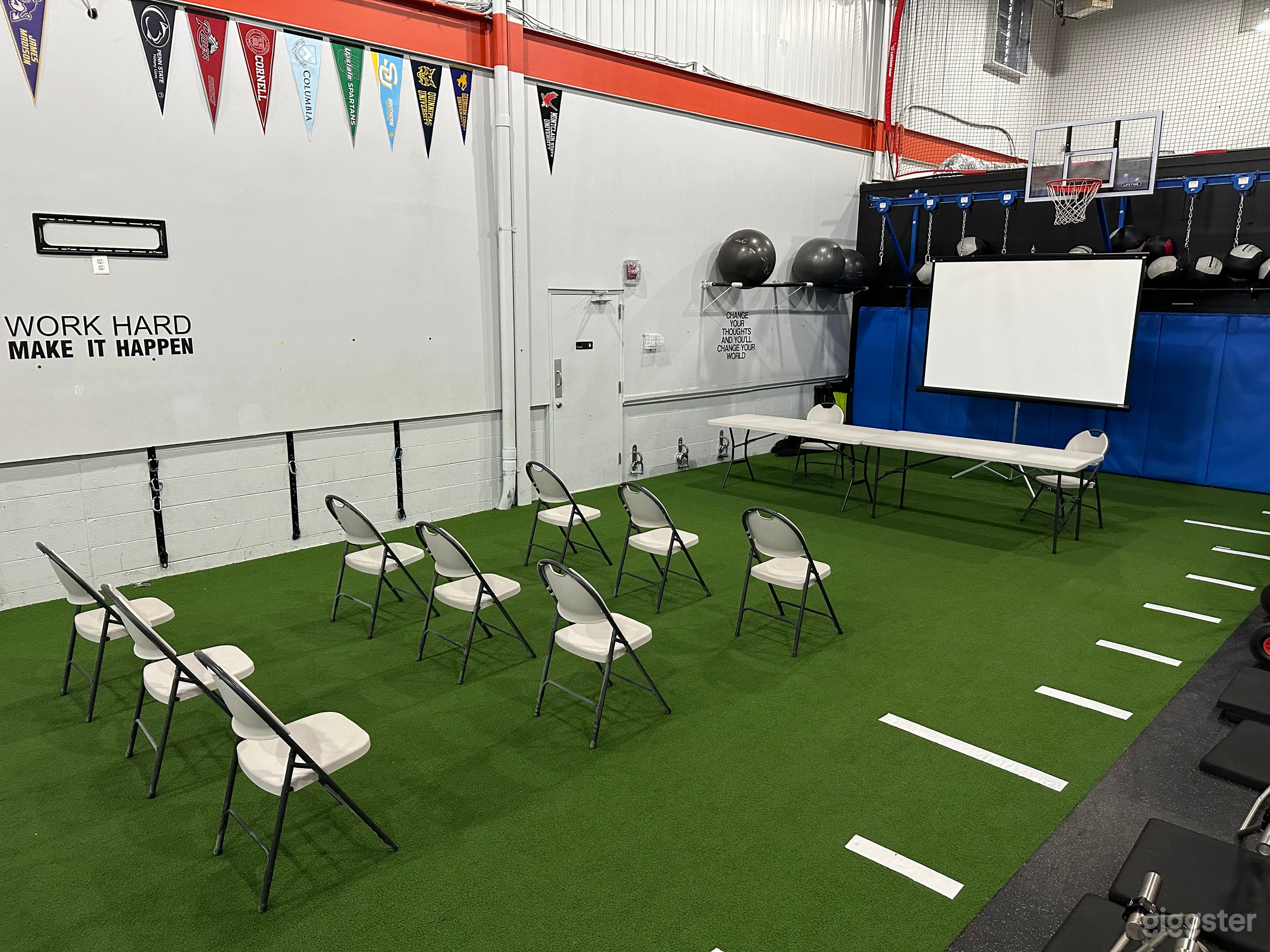 Plenty of meeting space for clinics and workshops